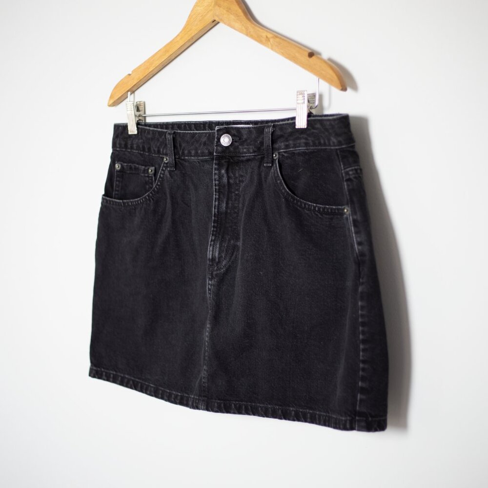 Black Mini Denim Skirt | Women's Size 12 | Like New | Y2K Casual Everyday | ASOS